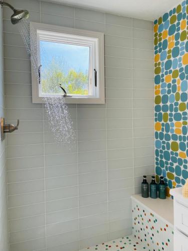 Groovy escape steps from the beach, a must sea! Groovy escape steps from the beach, a must sea!