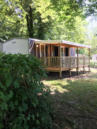 2 bedrooms, 4 beds