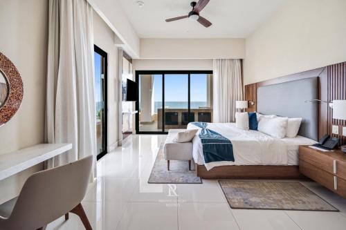 Three Bdr Ocean Front Lockoff - Villa La Valencia in Cabo San Lucas, Mexico