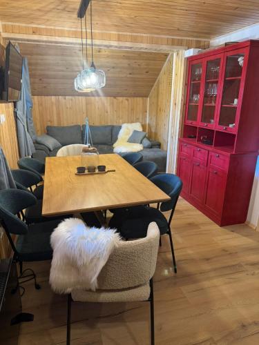 Mountain Mia Mountain Mia