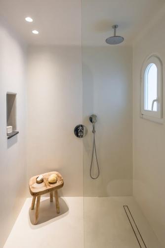 649719179 Porto Fira Suites
