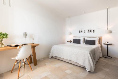 Porto Fira Suites - image 8