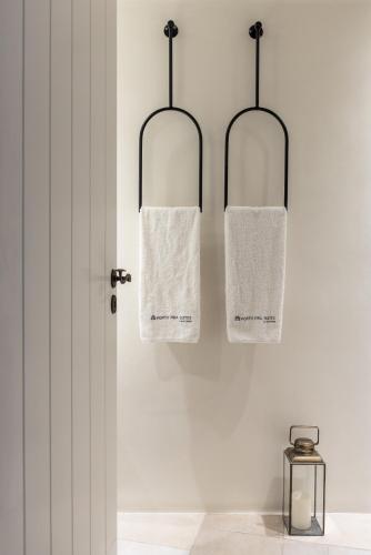 649720338 Porto Fira Suites