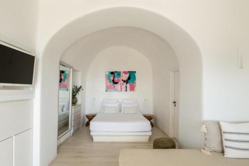 649721175 Porto Fira Suites