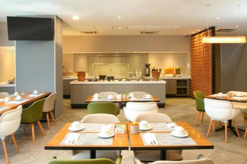 อาหารและเครื่องดื่ม, City Express Plus by Marriott Tampico in แทมปิโก