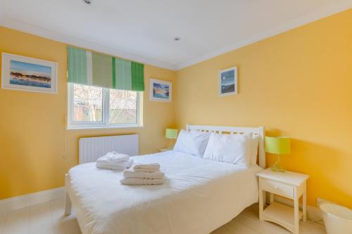Warm and Inviting 2BD Flat Fulham - image 4