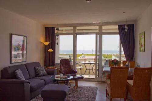 Inselblume 75 - Gemütliche Ferienwohnung mit Balkon und Meerblick in Burgtiefe auf Fehmarn , Deutschland