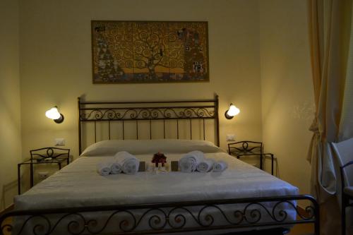 Tucci's Roma Guest House - image 13