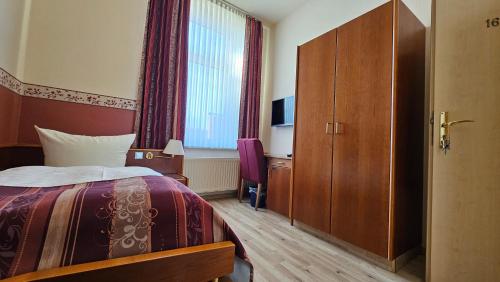 1 twin bed