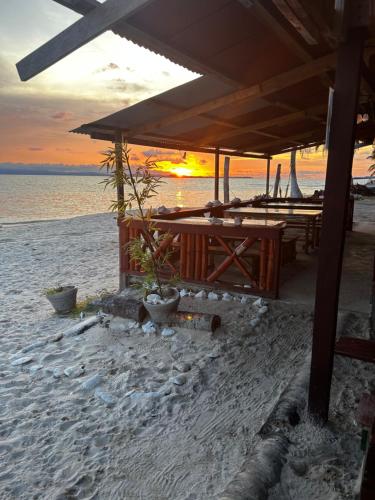 Isla Pelicano de la casa de papel en San blas in 埃波班尼
