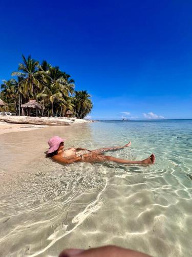 Isla Pelicano de la casa de papel en San blas in 埃波班尼