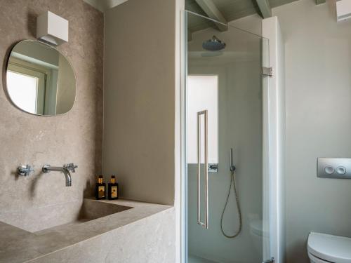 Mykonos Rocks Villas & Suites – Mykonos, UT