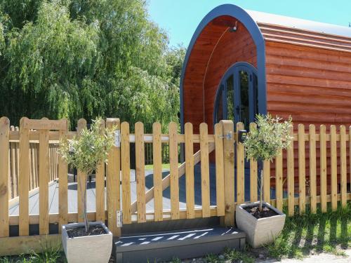 Willow Pod Willow Pod