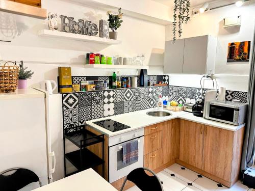 DOB71-Cozy flat in the center of Budapest- Recently Renovated