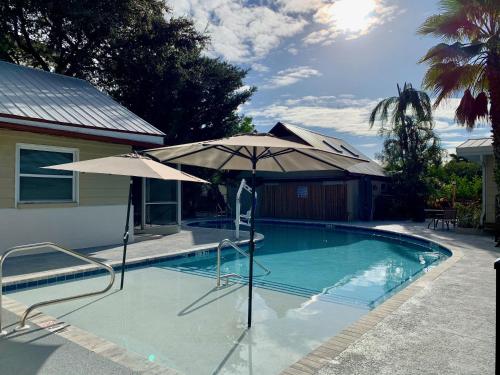 Siesta Heron Suites & Villas in Siesta Key, USA