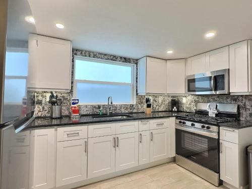 Siesta Heron Suites & Villas in Siesta Key, USA