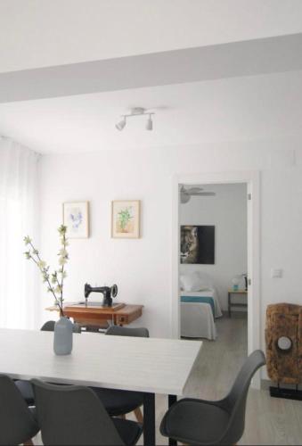 Two-Bedroom Apartment with Balcony image 6