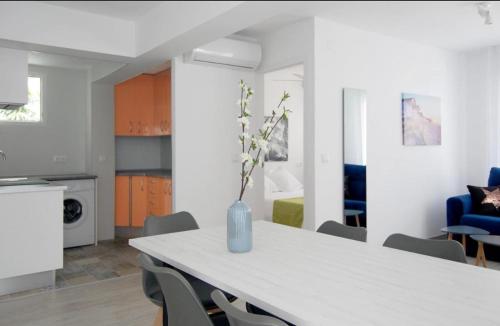 Two-Bedroom Apartment with Balcony image 3
