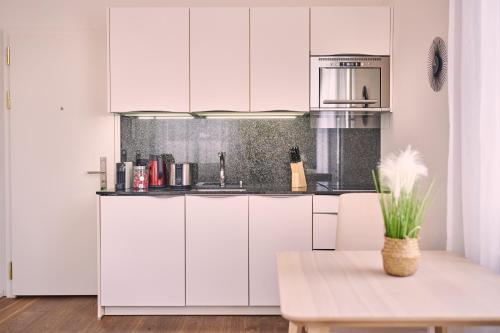 Bern 2, Perfect Location, comfortable & modern, Berna (foto 8)