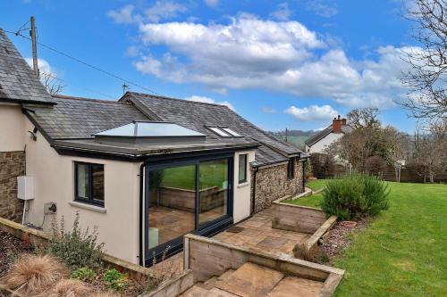 Finest Retreats - Chasty House Barn in Holsworthy