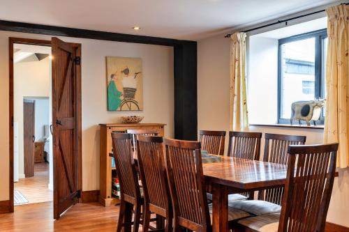 المرافق, Finest Retreats - Chasty House Barn in Holsworthy