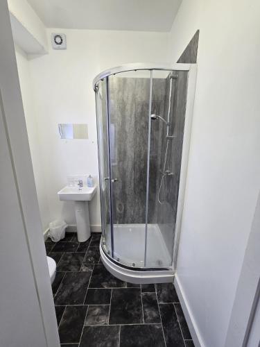 DDR House Room Only DDR House Room Only