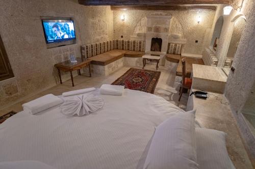 Kemerhan Cave Suites Room Type - Deluxe Suite with Spa Bath
