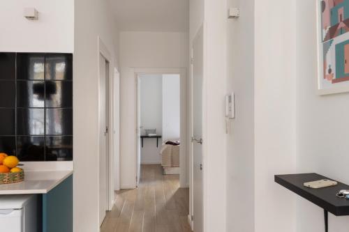Two-Bedroom Apartment with Balcony image 4