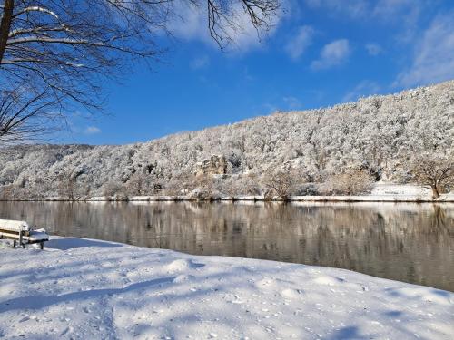 Tuvākā izklaides vieta, Ferienwohnung im idyllischen Matting an der Donau in Pentling