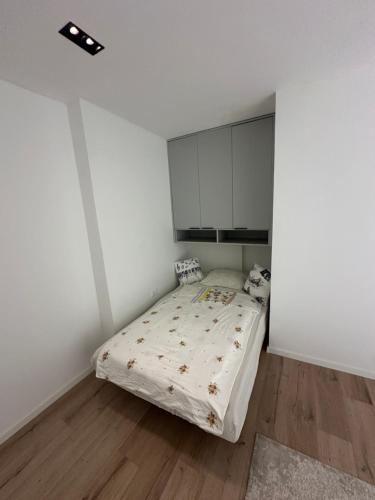 Studio Y, Gjakove (fotografie 10)