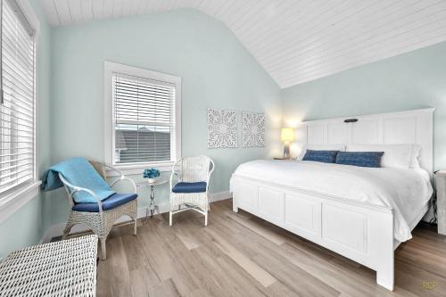 Hydrangea and Forget Me Not 3 Br home by RedAwning – Seaside, OR