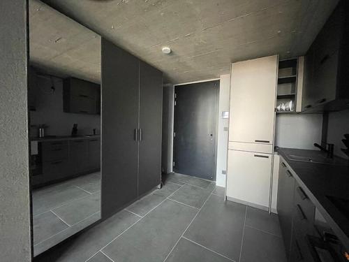 Luxe studio with pool, sauna, jacuzzi, gym, balcony Luxe studio with pool, sauna, jacuzzi, gym, balcony