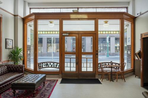 Előcsarnok, Gardner Hotel & Hostel near Plaza Színház