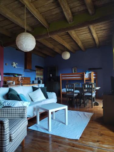 Rectoria Santuari del coll ideal families in 拉科維達