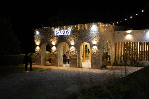 Restaurant, Cabanas Suites Sergia Torres in Barrio de Fatima