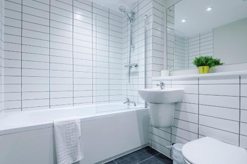 Stunning Top-Floor 2BR Free Parking & Stylish Stay, Liverpool (fotografie 5)
