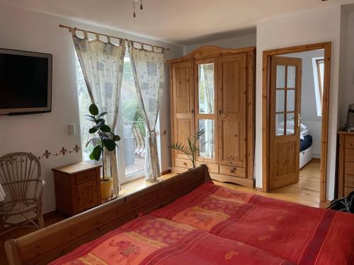 Übernachten im Grünen (Ubernachten im Grunen) in 格林尼克橋