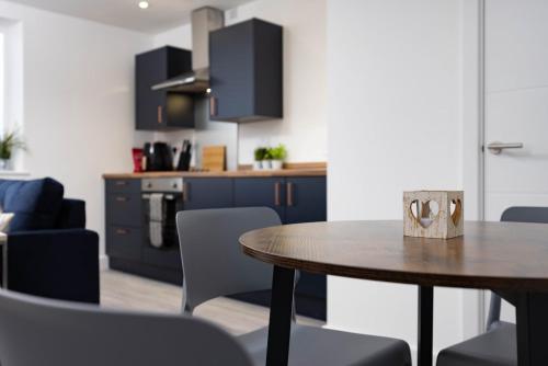 1 Bedroom Flat Near Bradford With Free Parking in 希普利