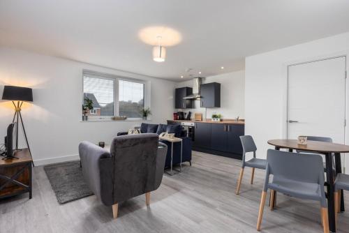 1 Bedroom Flat Near Bradford With Free Parking in 希普利