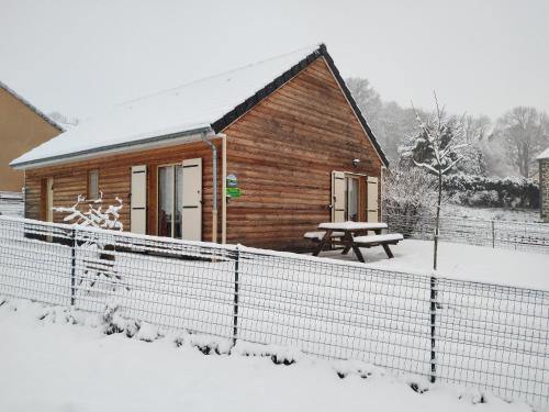 ทัศนียภาพภายนอกโรงแรม, Le chalet des Patures in โรชฟอร์-มงตาญ