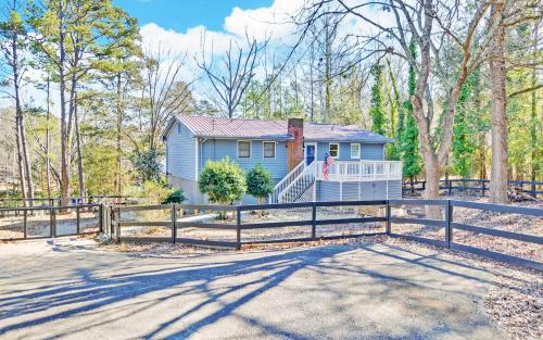 Milltown Cove Escape on Lake Hartwell - image 3