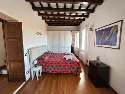 Trastevere Penthouse amazing terrace, Roma (foto 3)