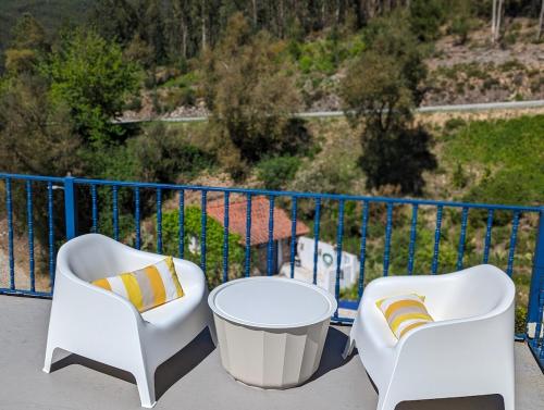 Balkons/terase, Vila da Fonte - Peaceful 3-bedroom Villa with Private Pool, Central Portugal in Campelo