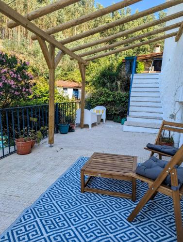 Dārzs, Vila da Fonte - Peaceful 3-bedroom Villa with Private Pool, Central Portugal in Campelo