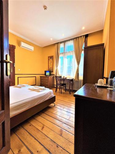 L'Opera Guest House Room Type - Double Room