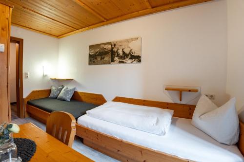 Hotel Garni Madrisa - image 3