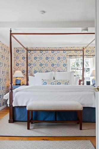 649901808 Union Street Inn