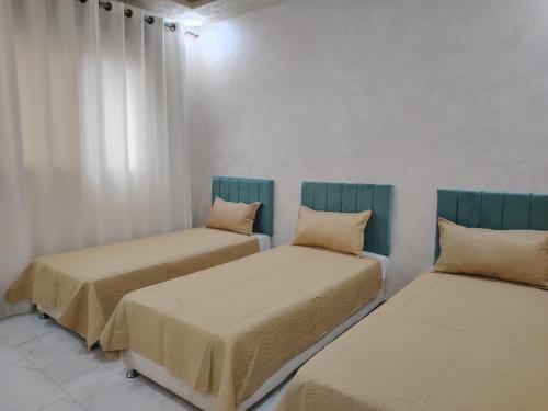 Al Wesam Furnished Apartments near สนามบินอะกาบา (สนามบินนานาชาติคิงฮัสเซ็น)