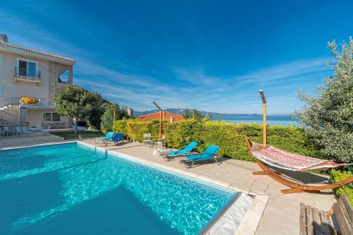 Villa Thea 1 Hour And 50 Minutes To Athens Airport