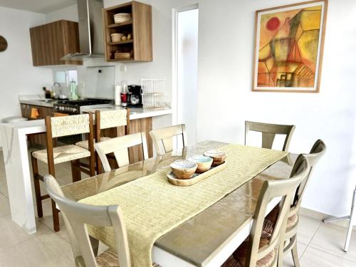 Hermosa casa familiar en privada cerca de la playa in El Palmar